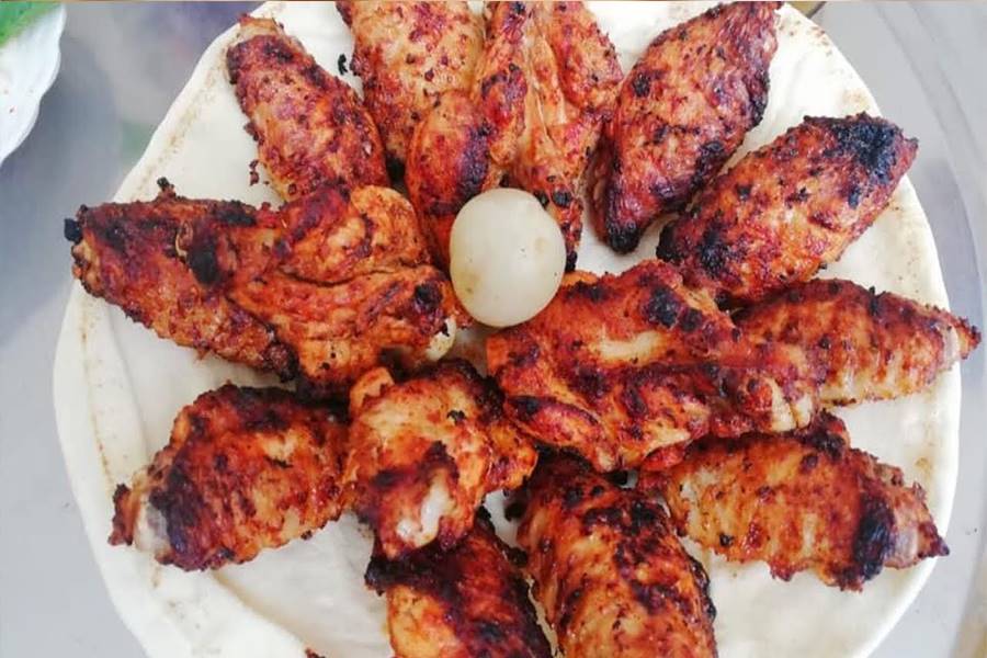 أجنحة الدجاج المشوية بالفرن